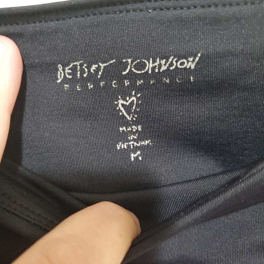 Betsey Johnson Performance Floral Print Active Capri Leggings - Picture 5 of 5